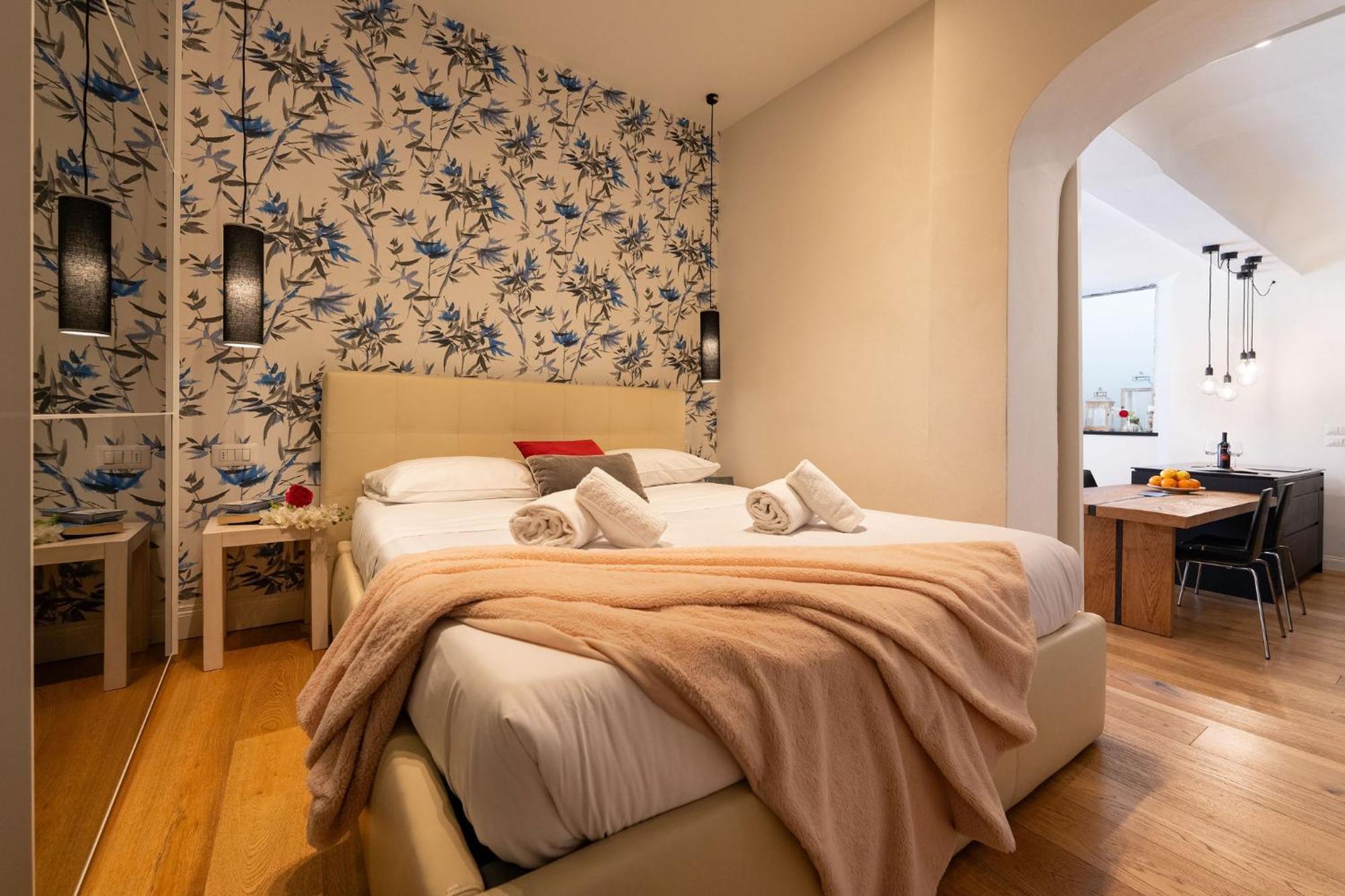 Ta - One Bedroom Luxury Apartment In The Fashion District Florence Exterior photo