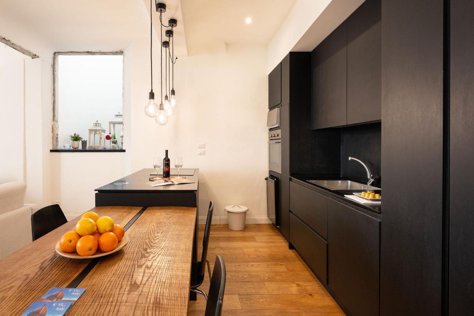 Ta - One Bedroom Luxury Apartment In The Fashion District Florence Exterior photo
