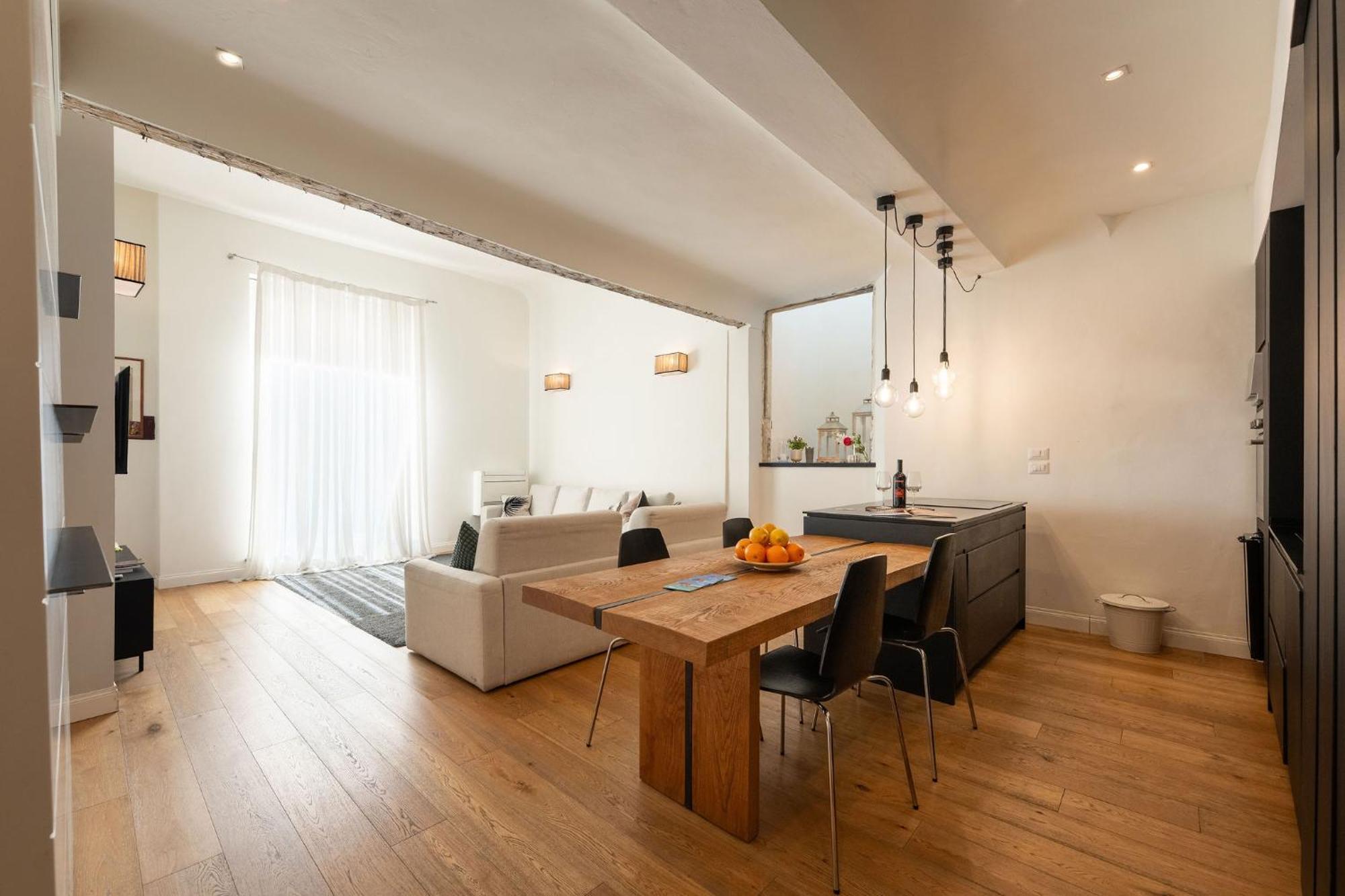 Ta - One Bedroom Luxury Apartment In The Fashion District Florence Exterior photo